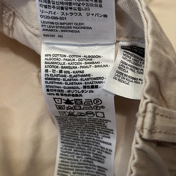 Levis Tan Straight Leg Jeans D6 - Picture 4 of 4